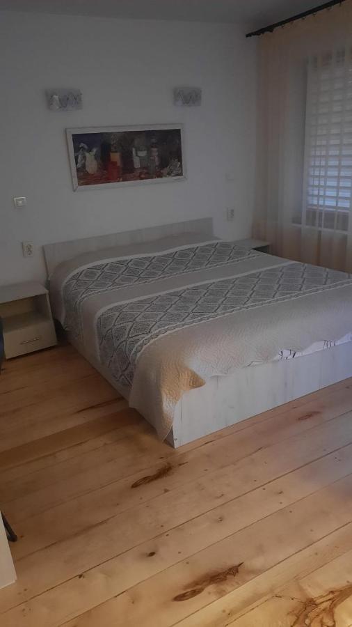 Vila Villador Piatra Neamţ Extérieur photo