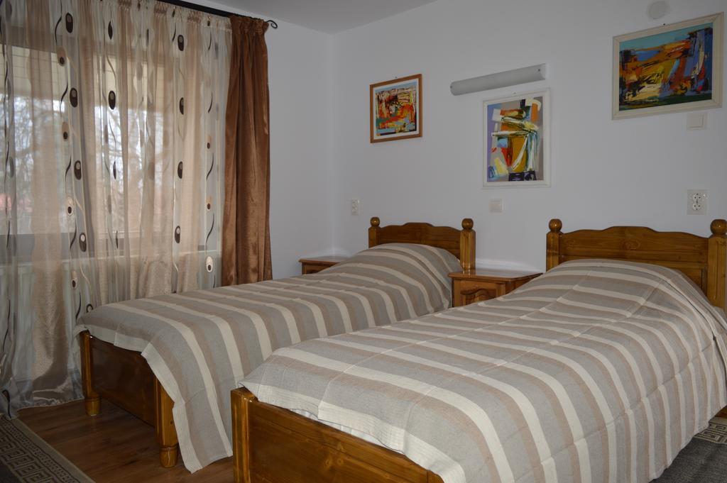 Vila Villador Piatra Neamţ Chambre photo